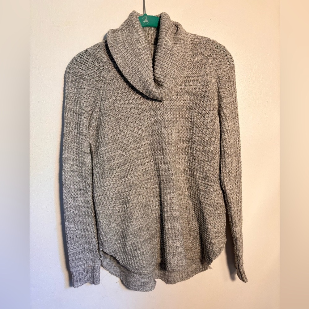 Grey turtleneck knit scarf sweater